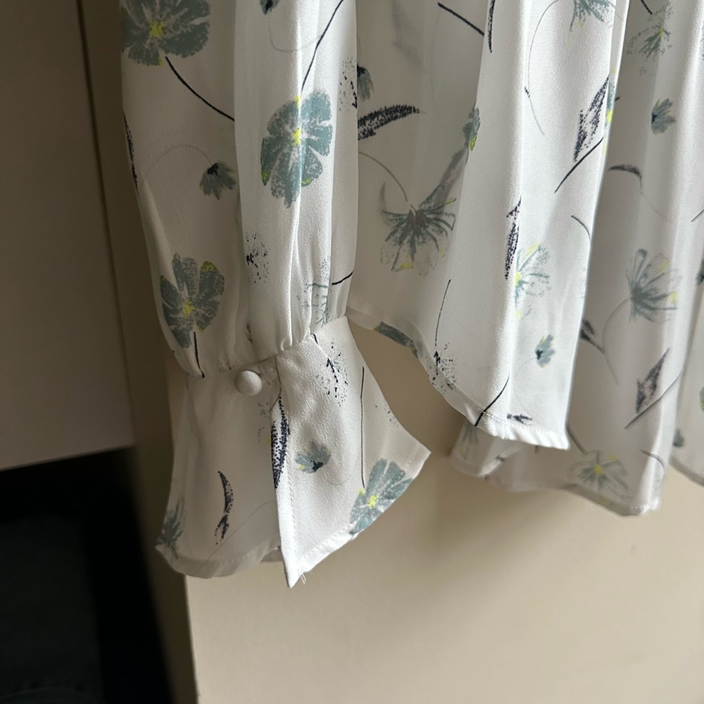 KAARI Blue Blouse - Picture 7 of 10